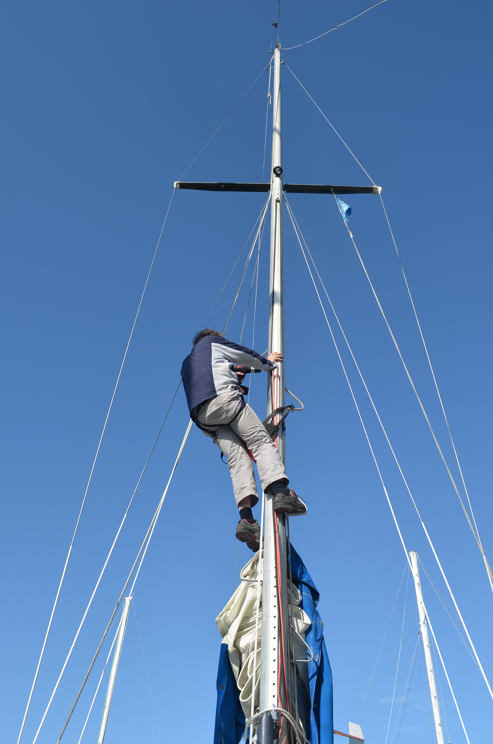 Mast steps | Installation